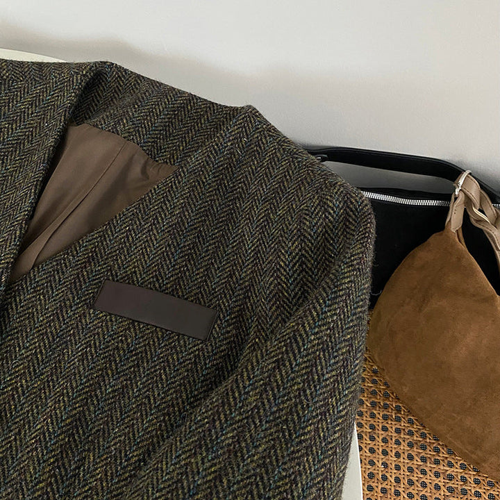 Damska marynarka wełniana w jodełkę z podwójnym zapięciem – elegancja w stylu vintage