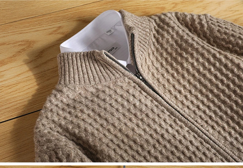Sweter męski zapinany na zamek z 100% wełny merynosów – gruby splot i stójka
