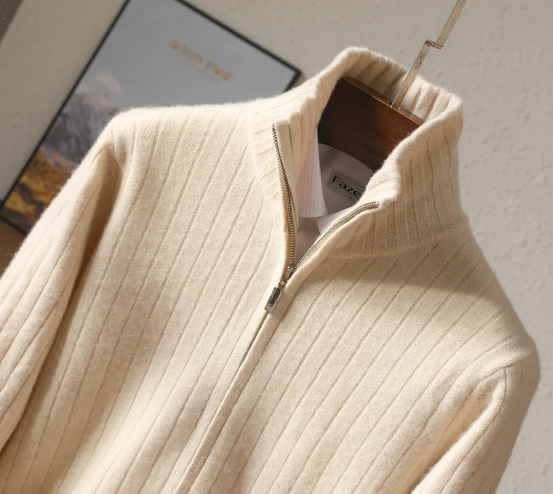 Sweter męski z 100% wełny merynosów ze stójką i zamkiem – prążkowany i stylowy