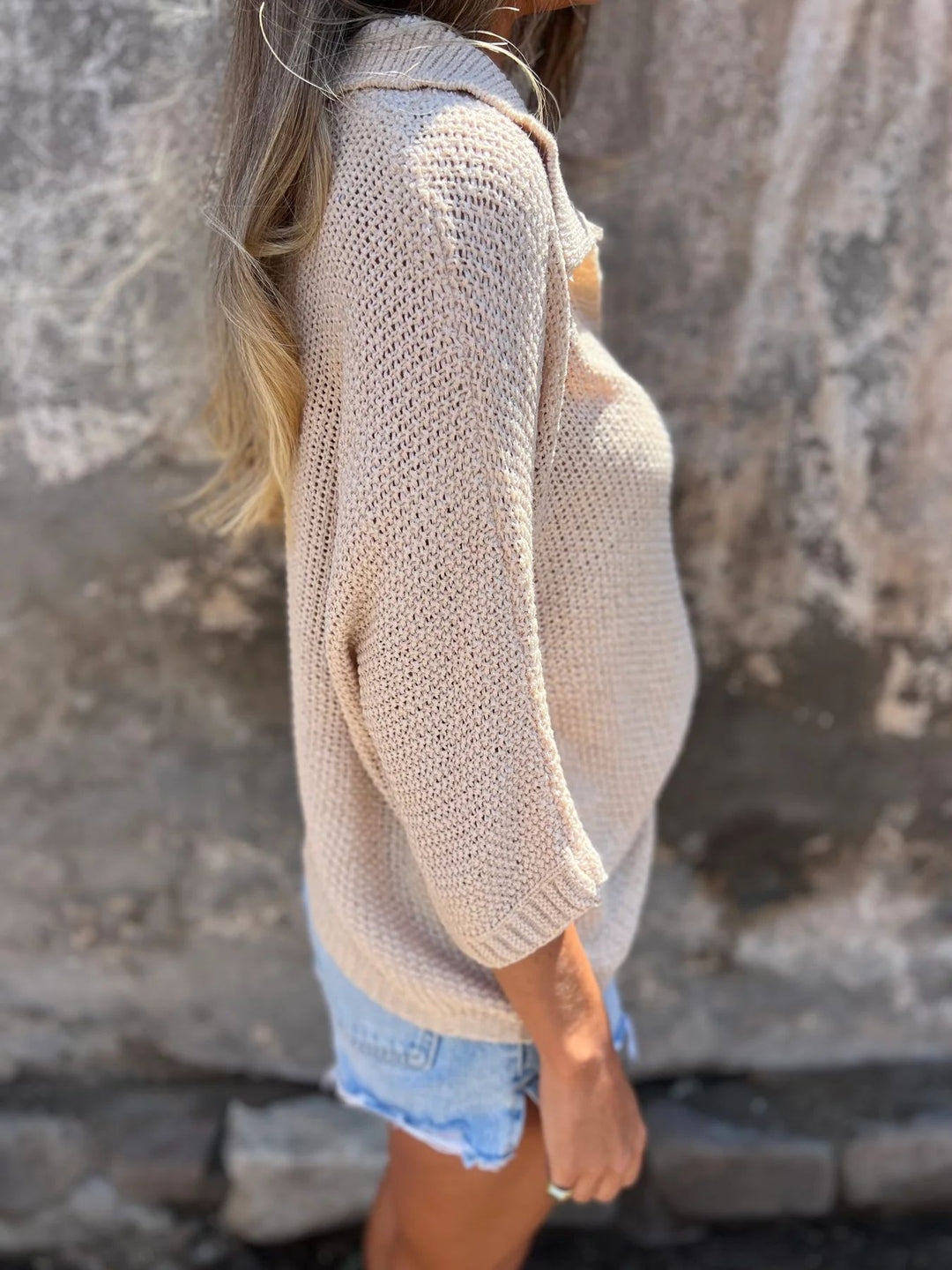 Sofia | Casualowa Bluzka z Dzianiny z Dekoltem w Serek